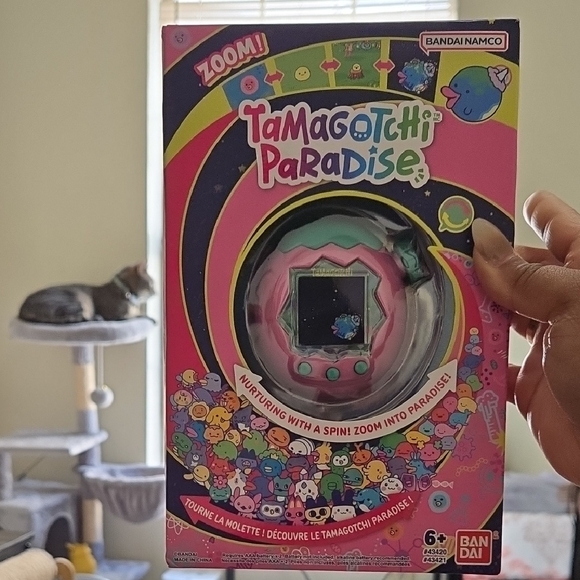 Bandai Namco Other - Tamagotchi Paradise Zoom Interactive Toy - Pink and Green